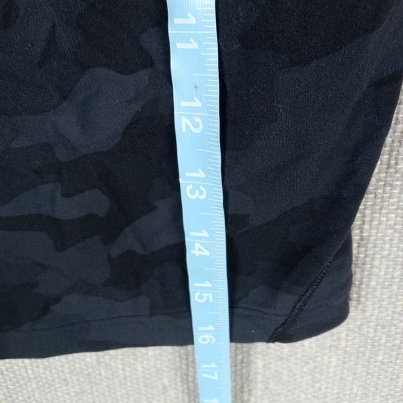 Lululemon Aligh Tank Top Womens 6 Black Camouflage Workout Cropped Athletic - Picture 7 of 8